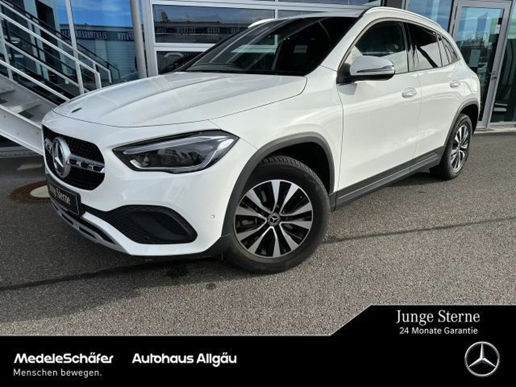 Mercedes-Benz GLA-Klasse 2022 Benzine