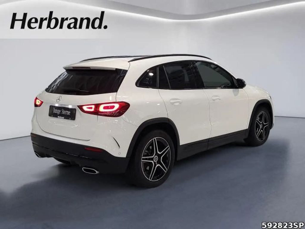 Mercedes-Benz GLA-Klasse