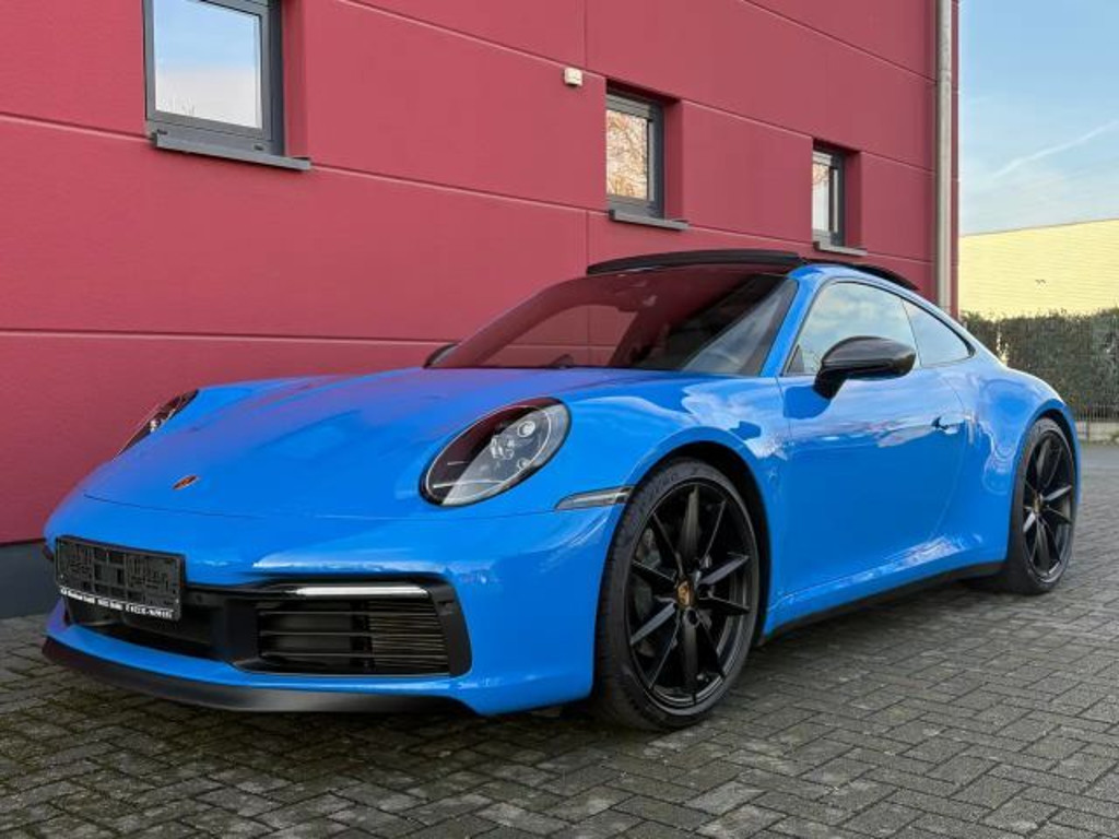Porsche 992 2023 Benzine