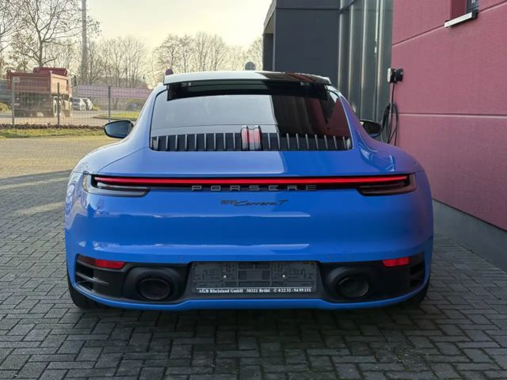 Porsche 992