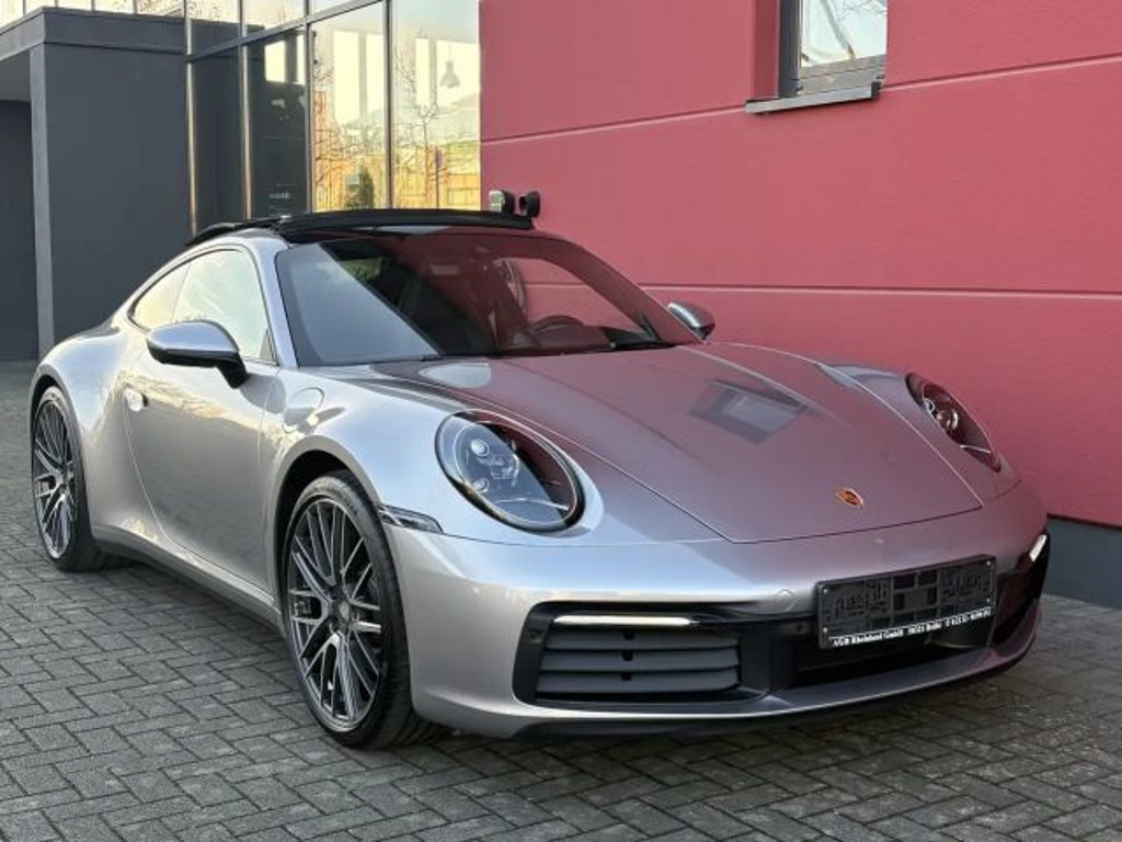 Porsche 992