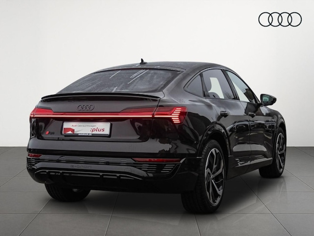 Audi Q8 e-tron