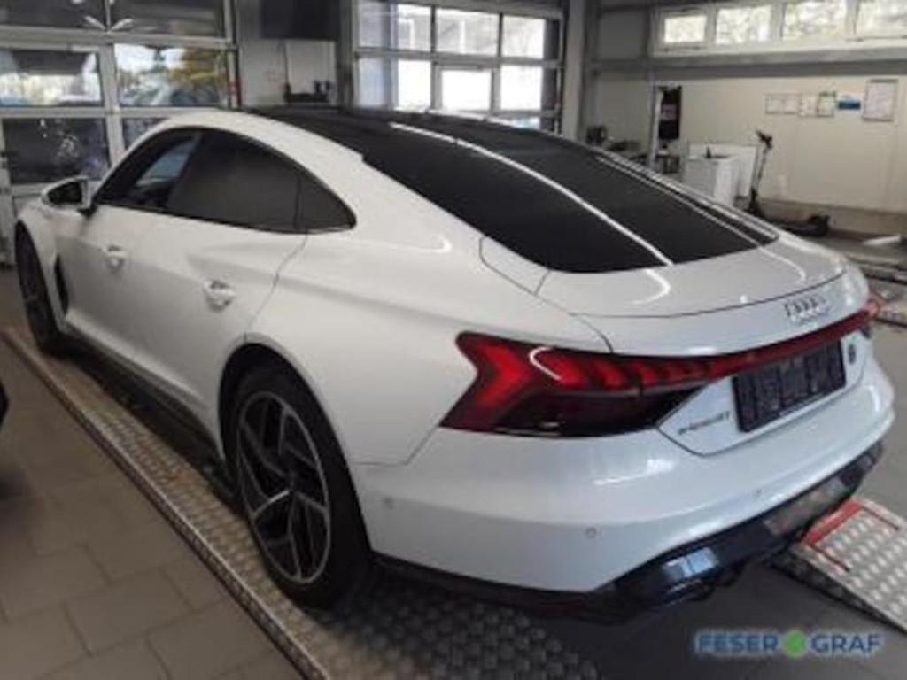 Audi e-tron GT