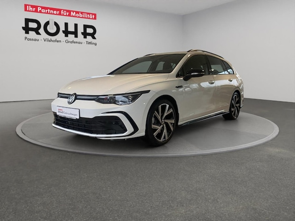 Volkswagen Golf 2023 Benzine