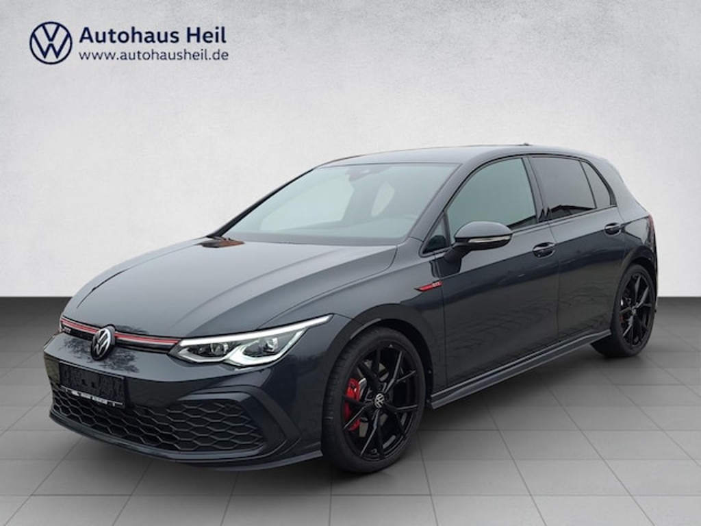 Volkswagen Golf 2023 Benzine