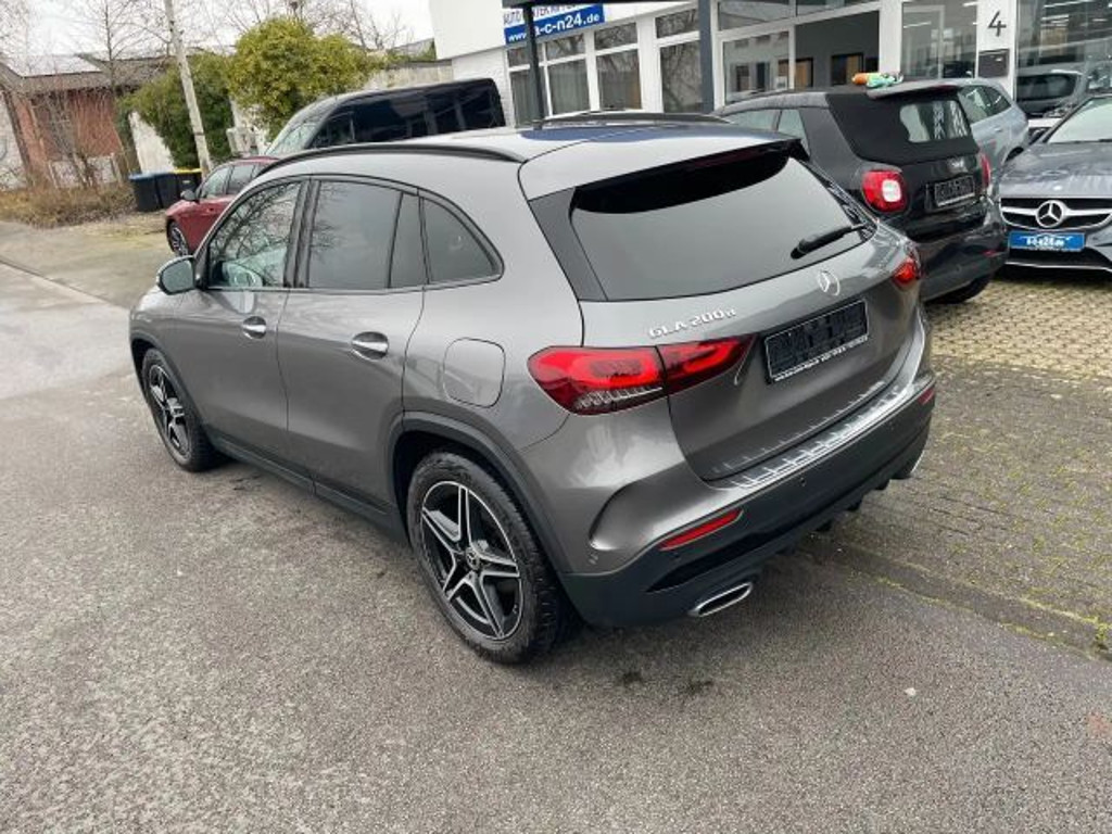 Mercedes-Benz GLA-Klasse