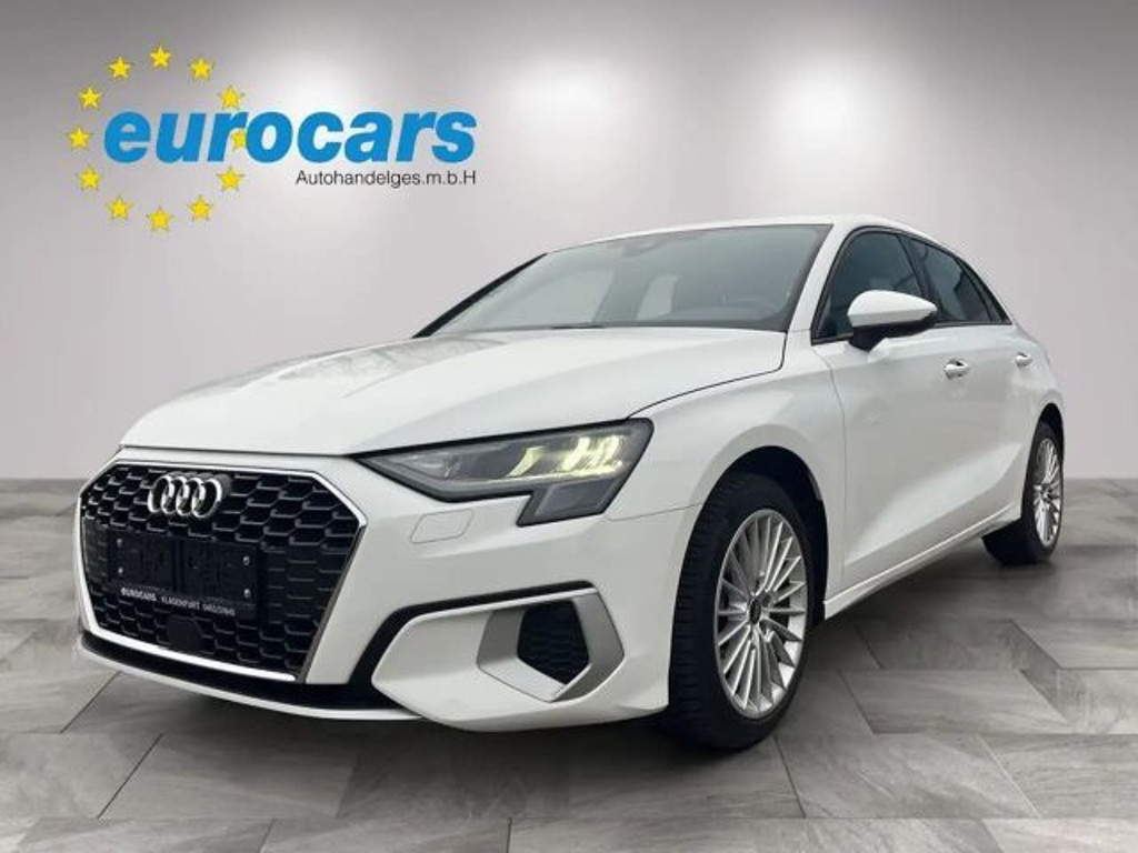 Audi A3 2023 Benzine