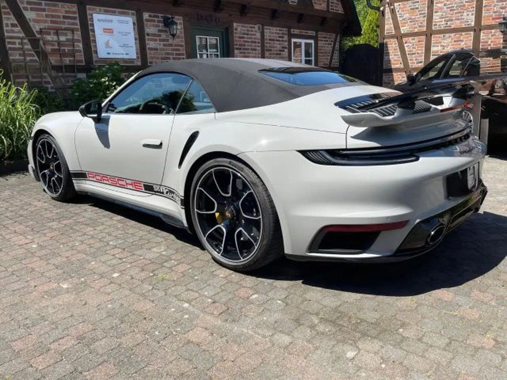 Porsche 992