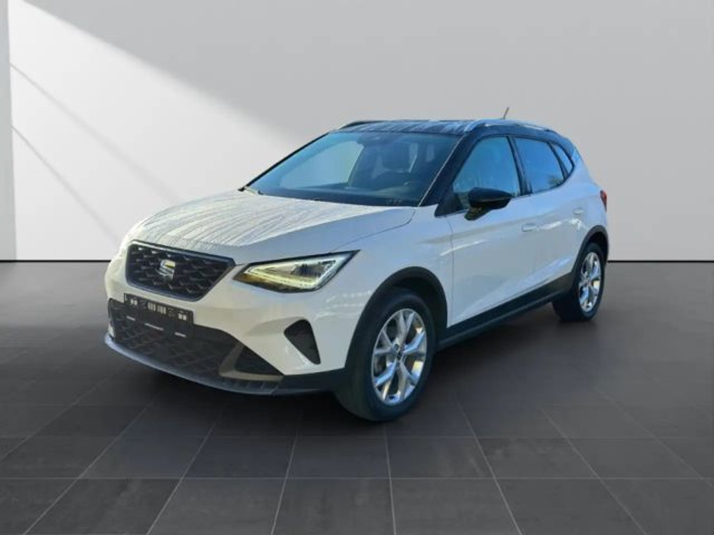 Seat Arona 2023 Benzine