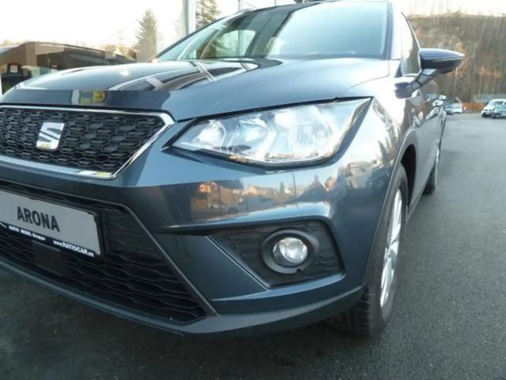 Seat Arona