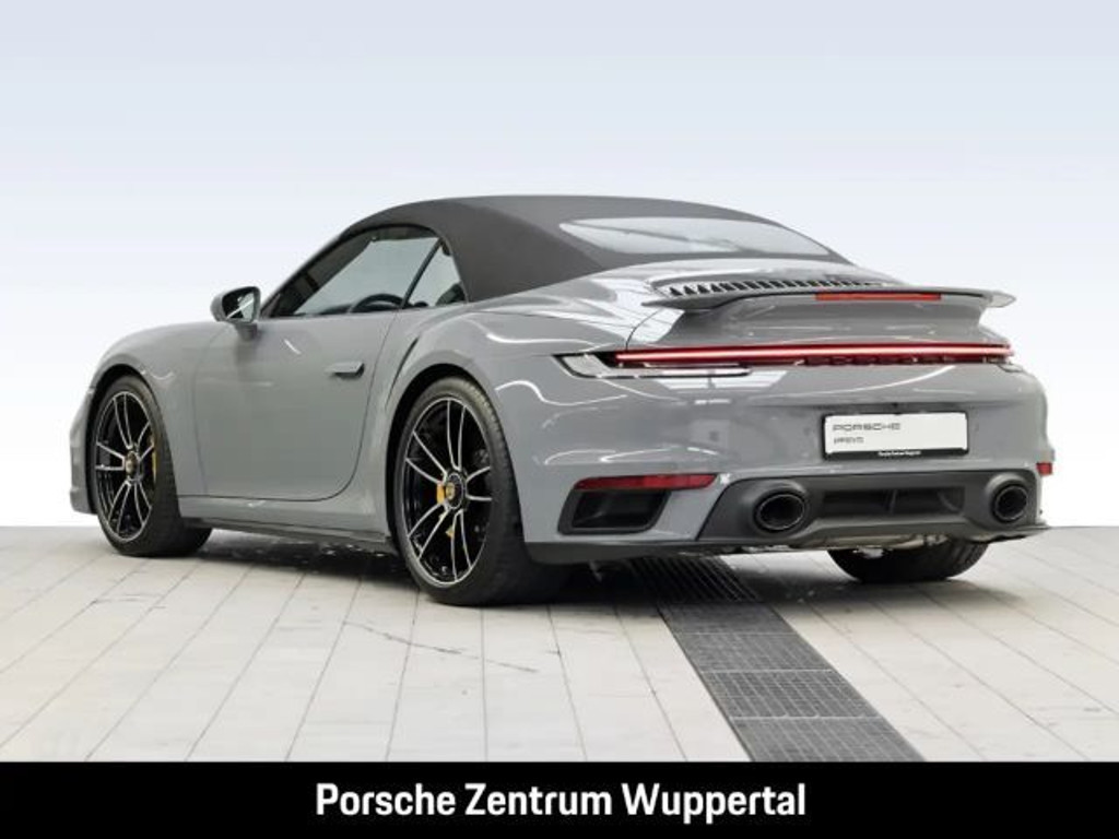 Porsche 992