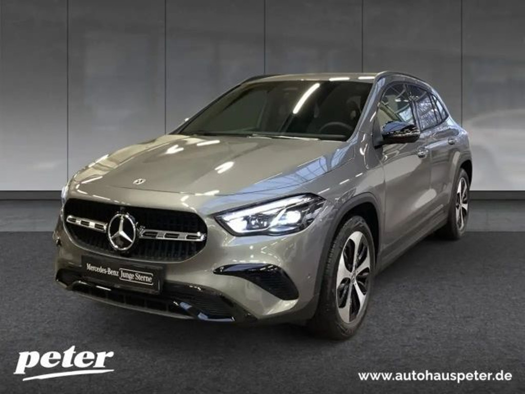 Mercedes-Benz GLA-Klasse 2025 Benzine