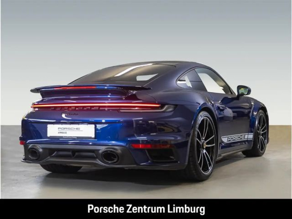Porsche 992