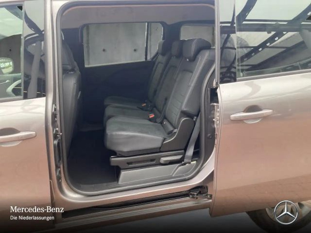 Mercedes-Benz T 180