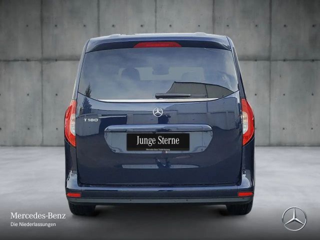 Mercedes-Benz T 180