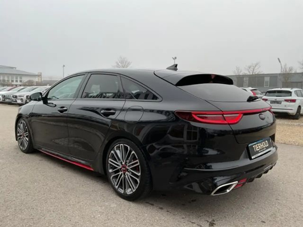 Kia ProCeed