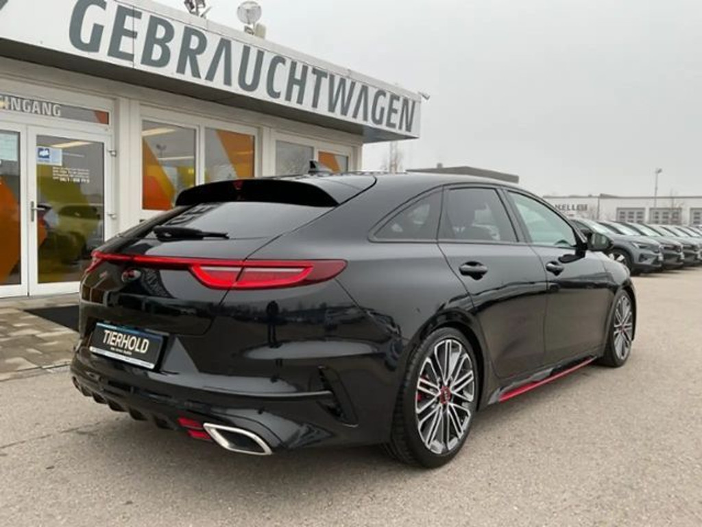 Kia ProCeed