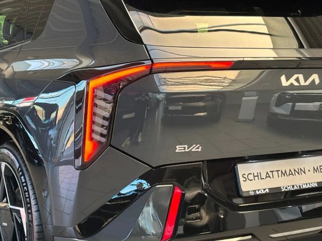 Kia EV4