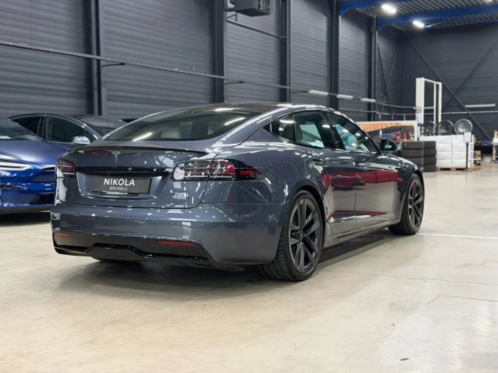 Tesla Model S
