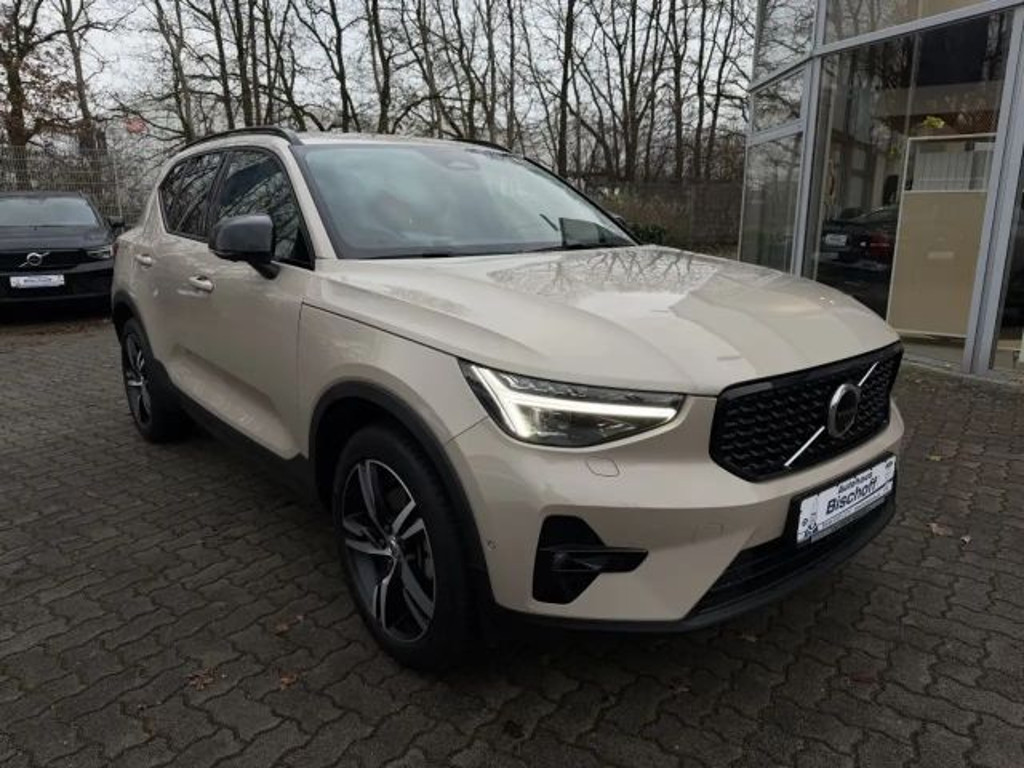 Volvo XC40 2025 Benzine
