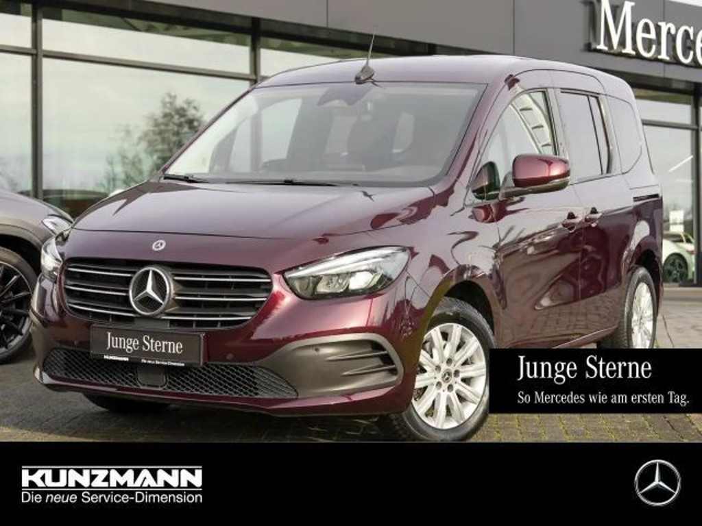 Mercedes-Benz T 180 2023 Benzine