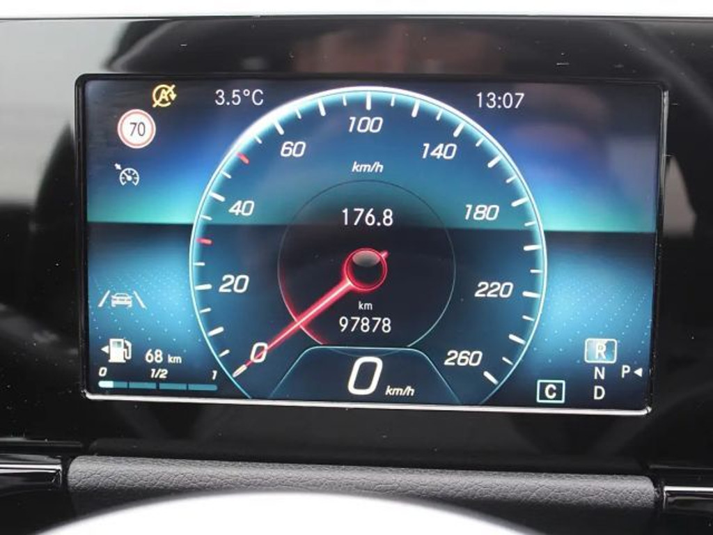 Mercedes-Benz GLA-Klasse