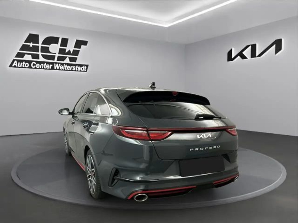 Kia ProCeed