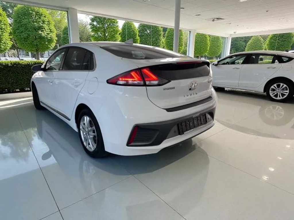 Hyundai Ioniq