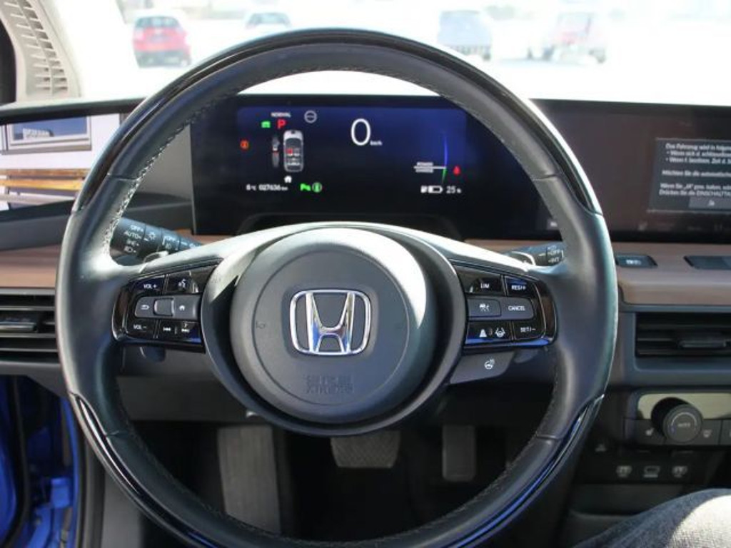 Honda e