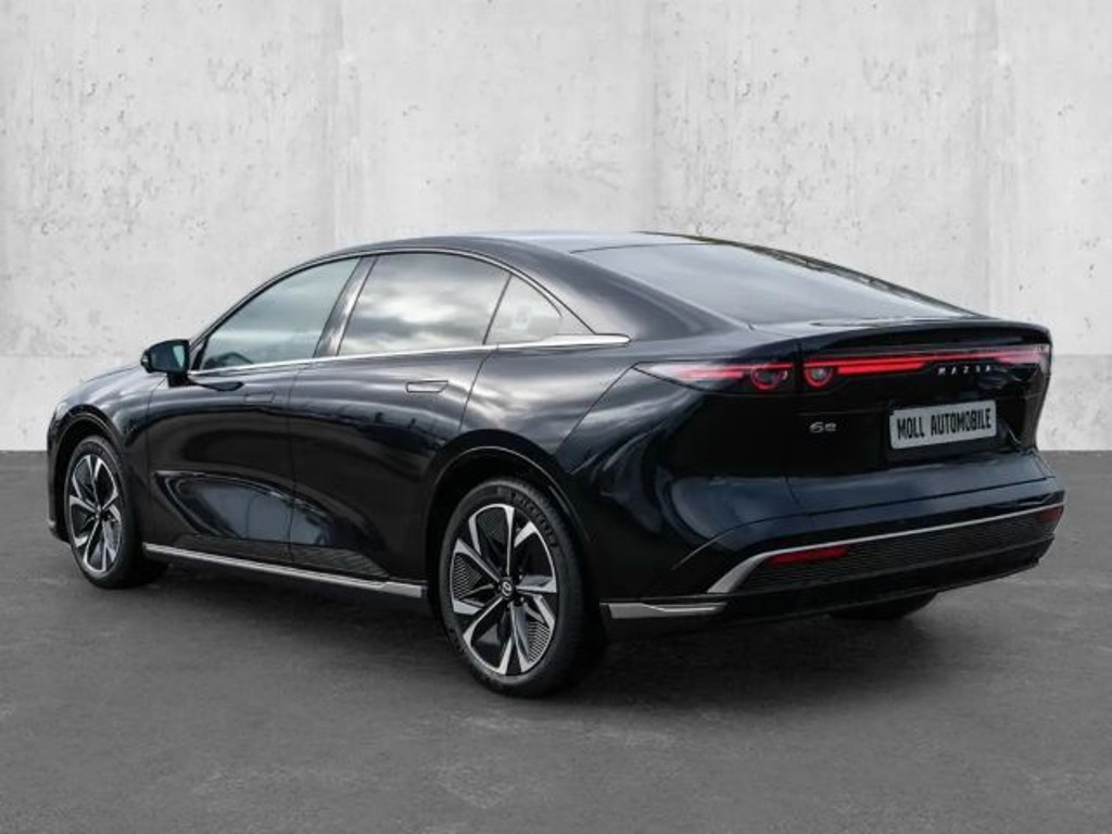 Mazda 6e