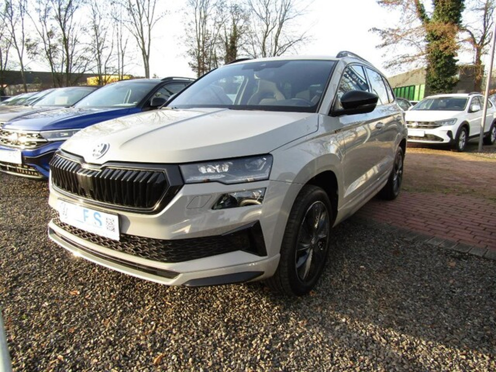 Skoda Karoq 2023 Benzine