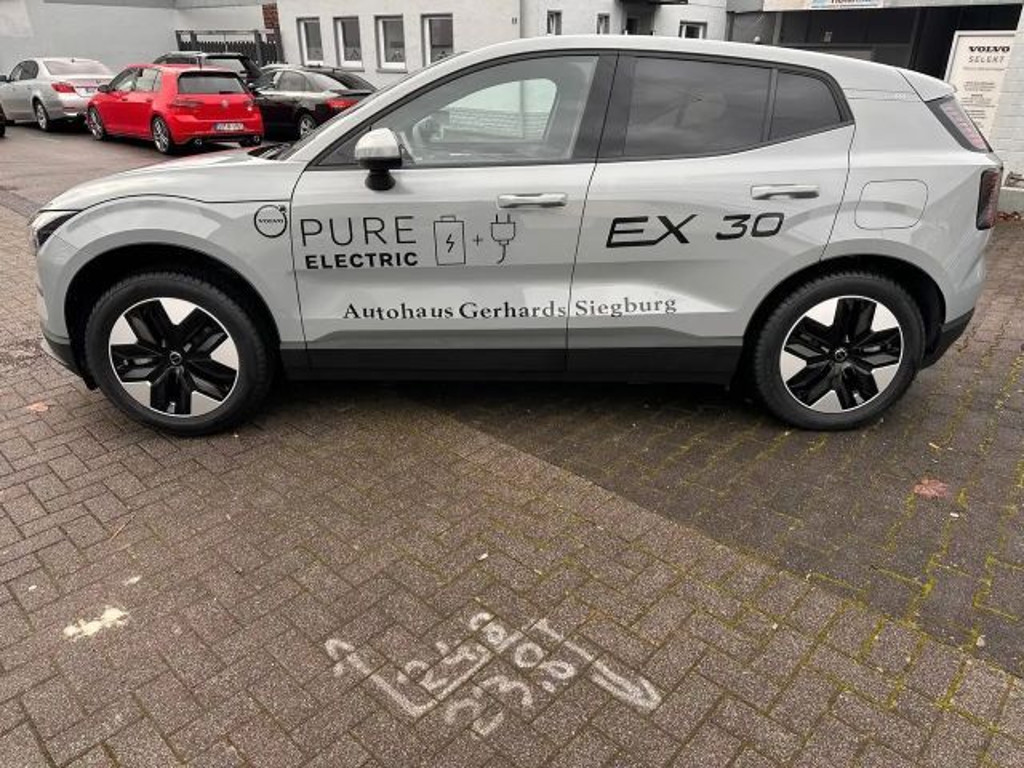 Volvo EX30