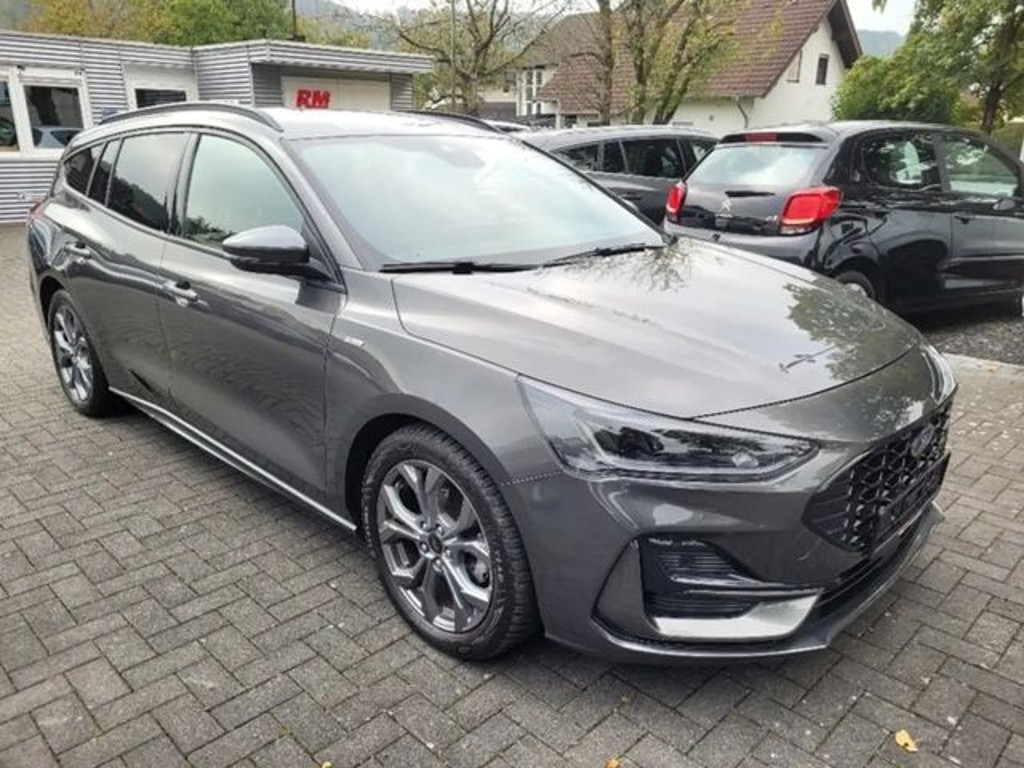 Ford Focus 2023 Benzine