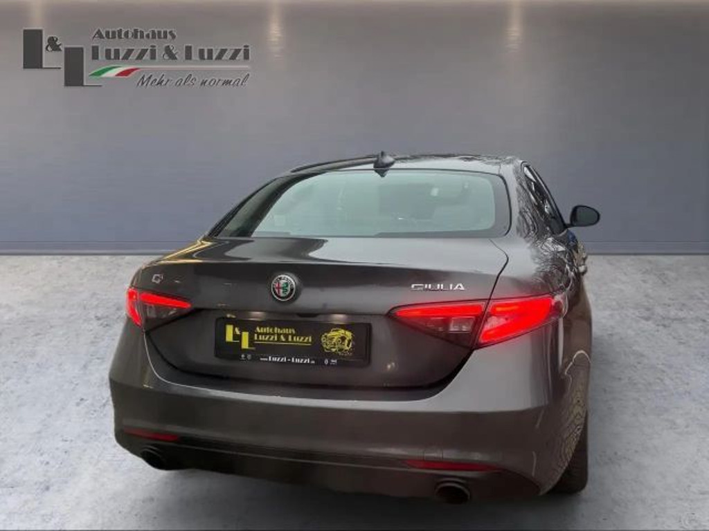 Alfa Romeo Giulia