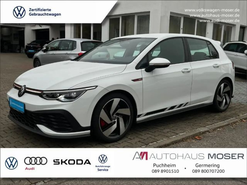 Volkswagen Golf 2023 Benzine