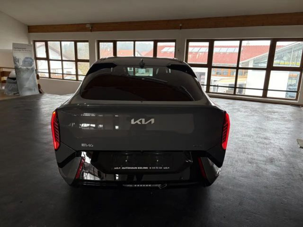 Kia EV4