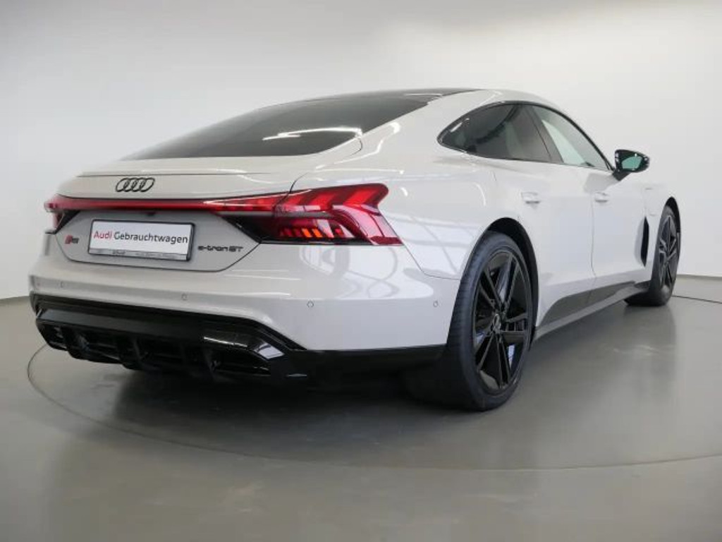 Audi RS e-tron GT