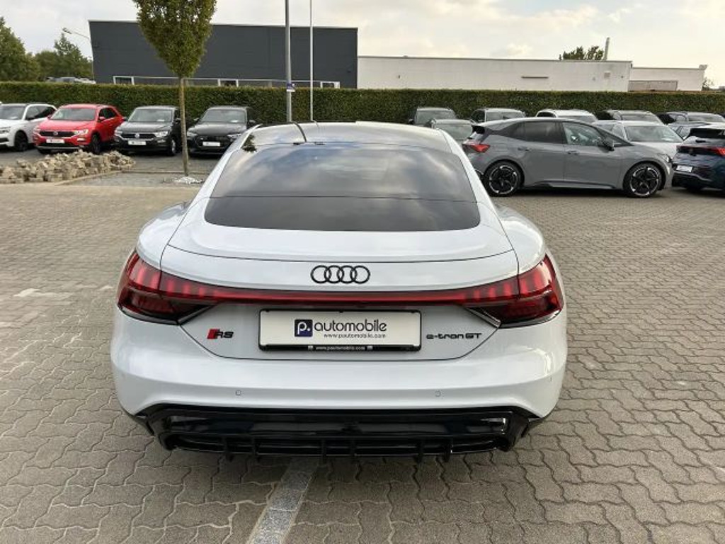 Audi RS e-tron GT