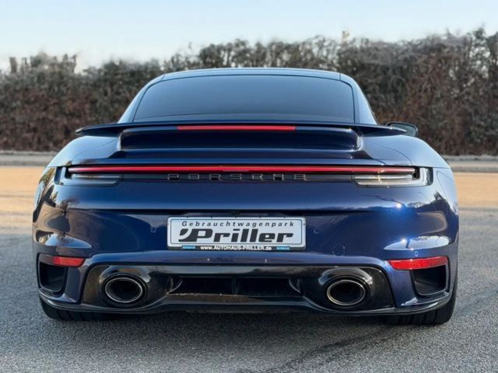 Porsche 992