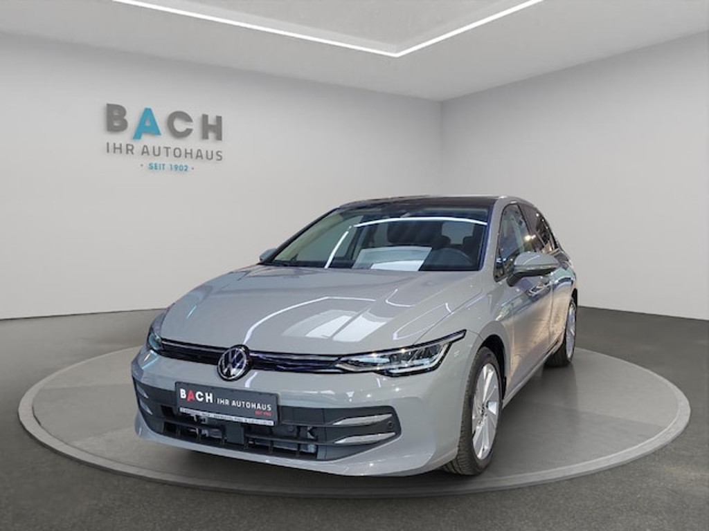 Volkswagen Golf 2024 Benzine