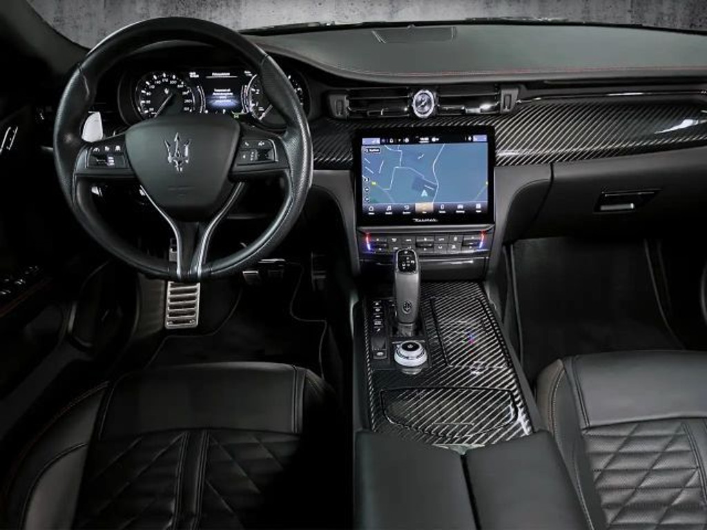 Maserati Quattroporte