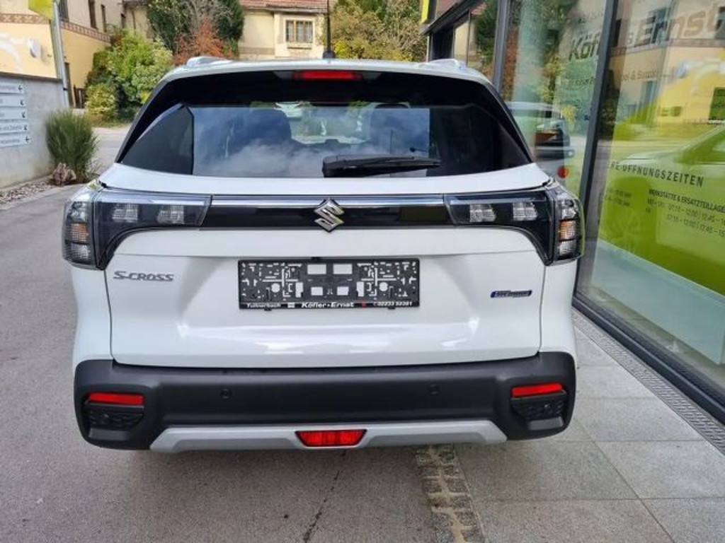 Suzuki S-Cross