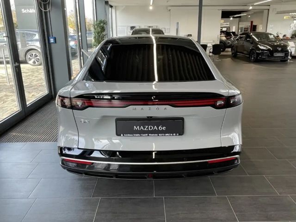 Mazda 6e