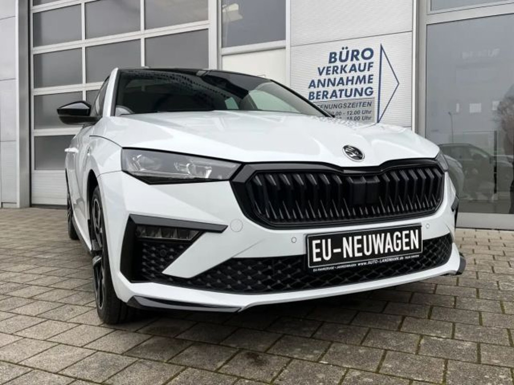 Skoda Scala 2025 Benzine