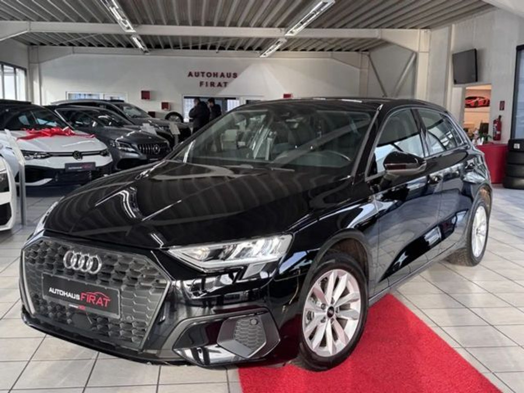 Audi A3 2023 Benzine