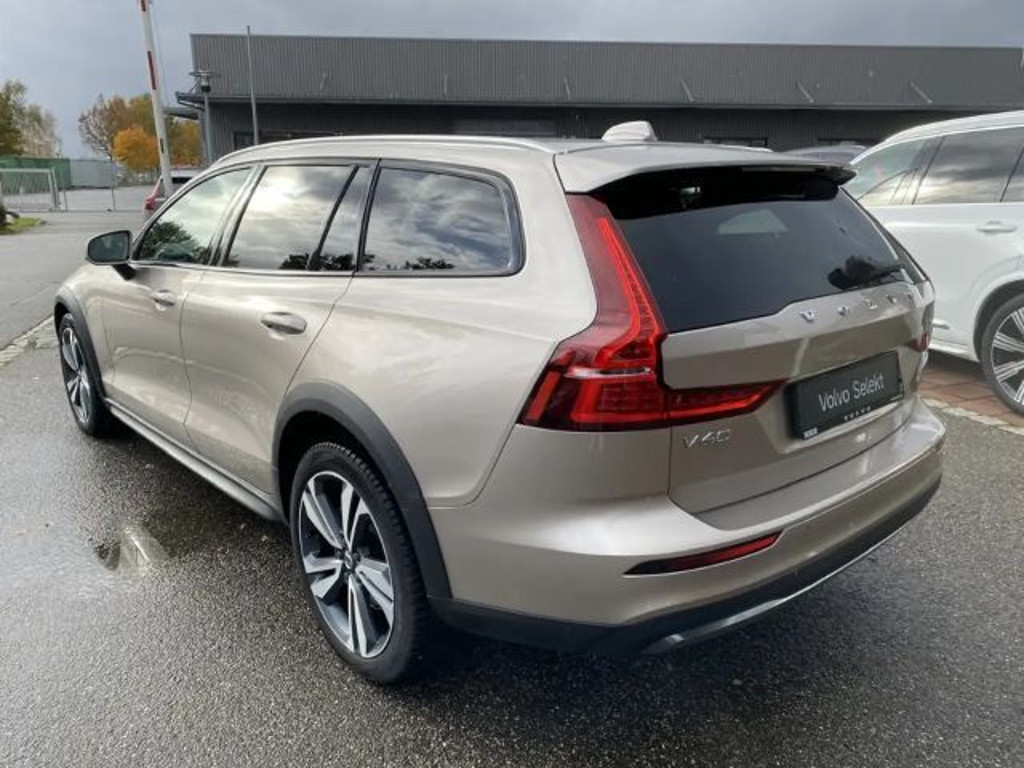 Volvo V60 Cross Country
