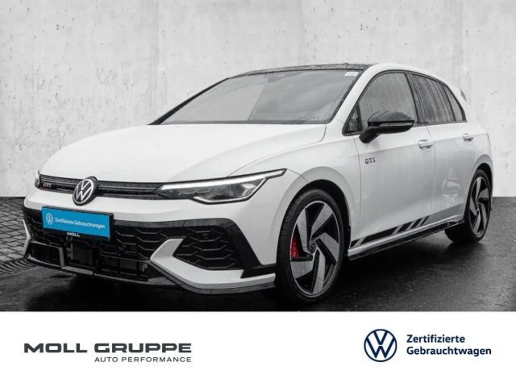 Volkswagen Golf 2025 Benzine