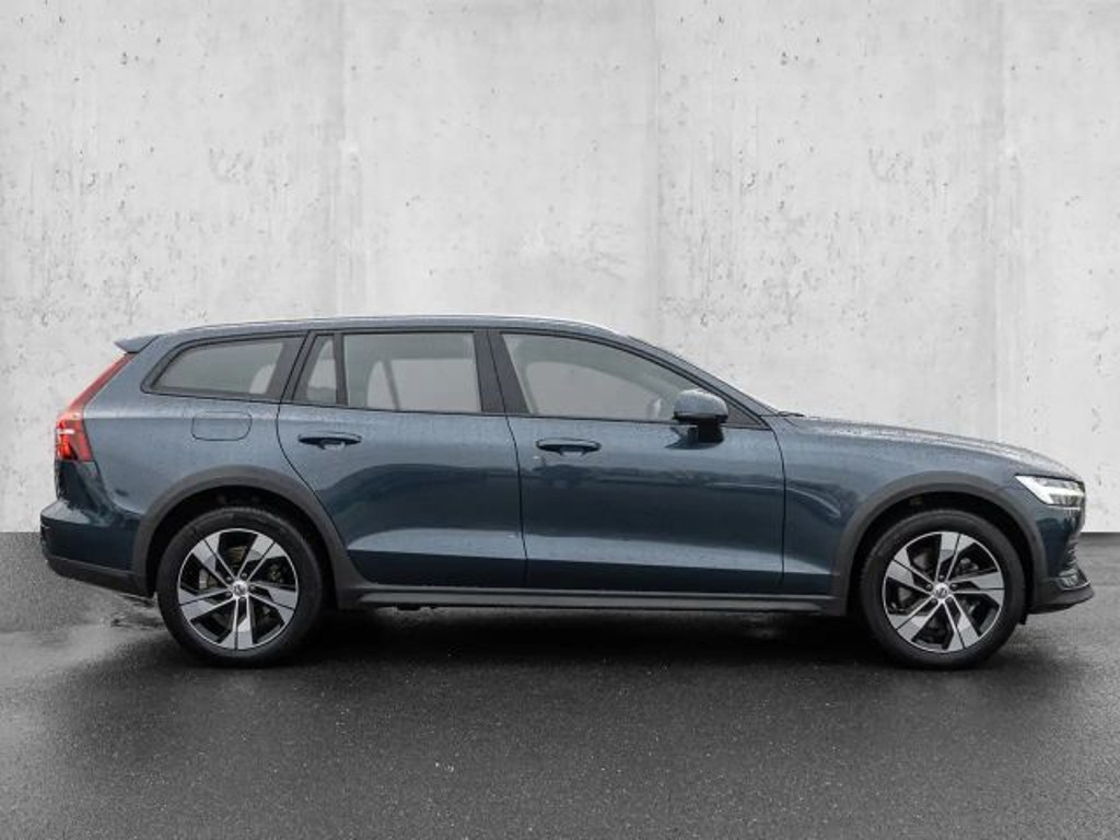 Volvo V60 Cross Country