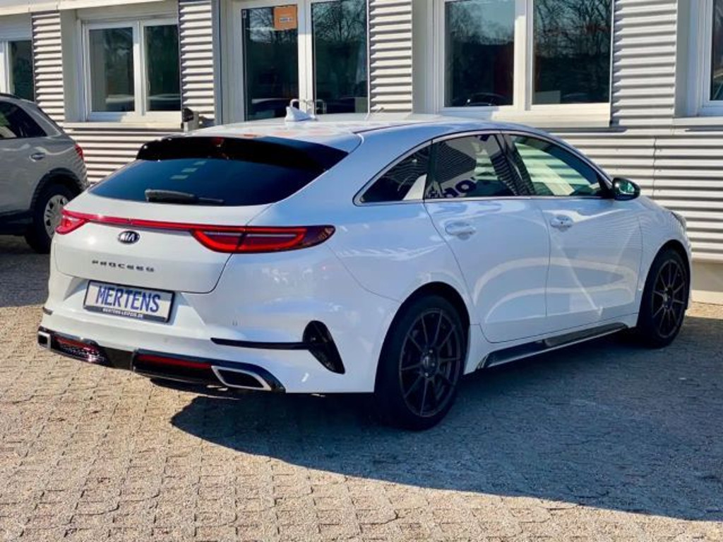 Kia ProCeed