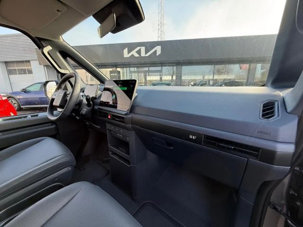 Kia PV5 Passenger
